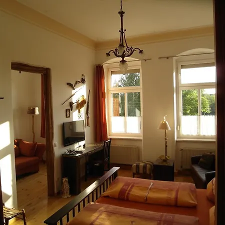 ゲストハウス シティ-オアゼ